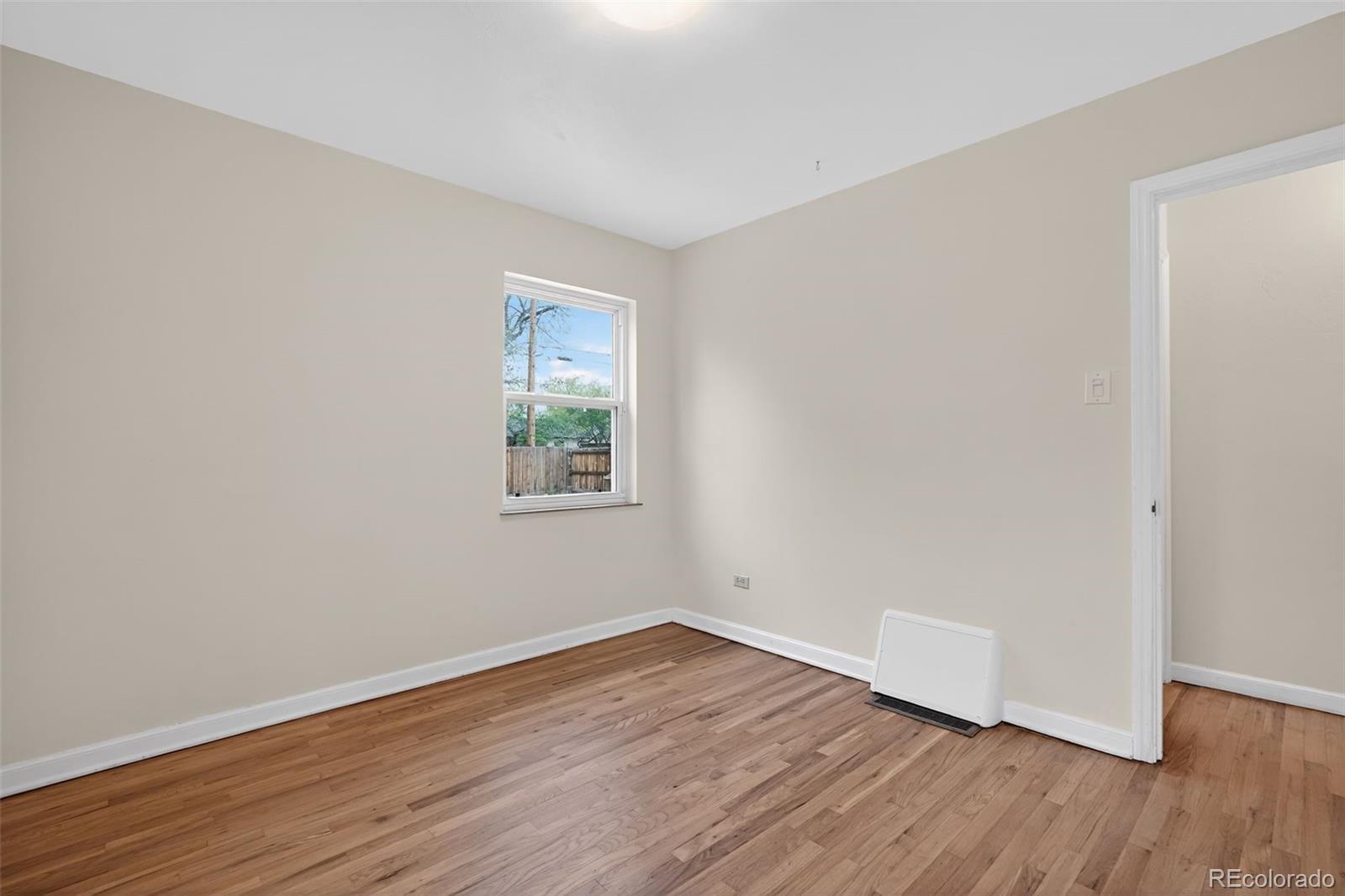 MLS Image #23 for 2621  leyden street,denver, Colorado