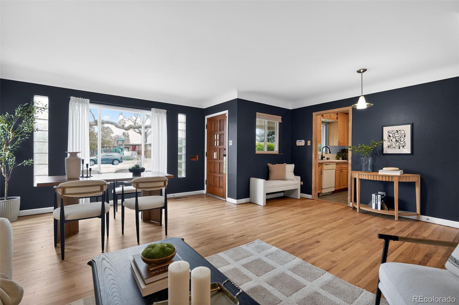 MLS Image #6 for 2621  leyden street,denver, Colorado