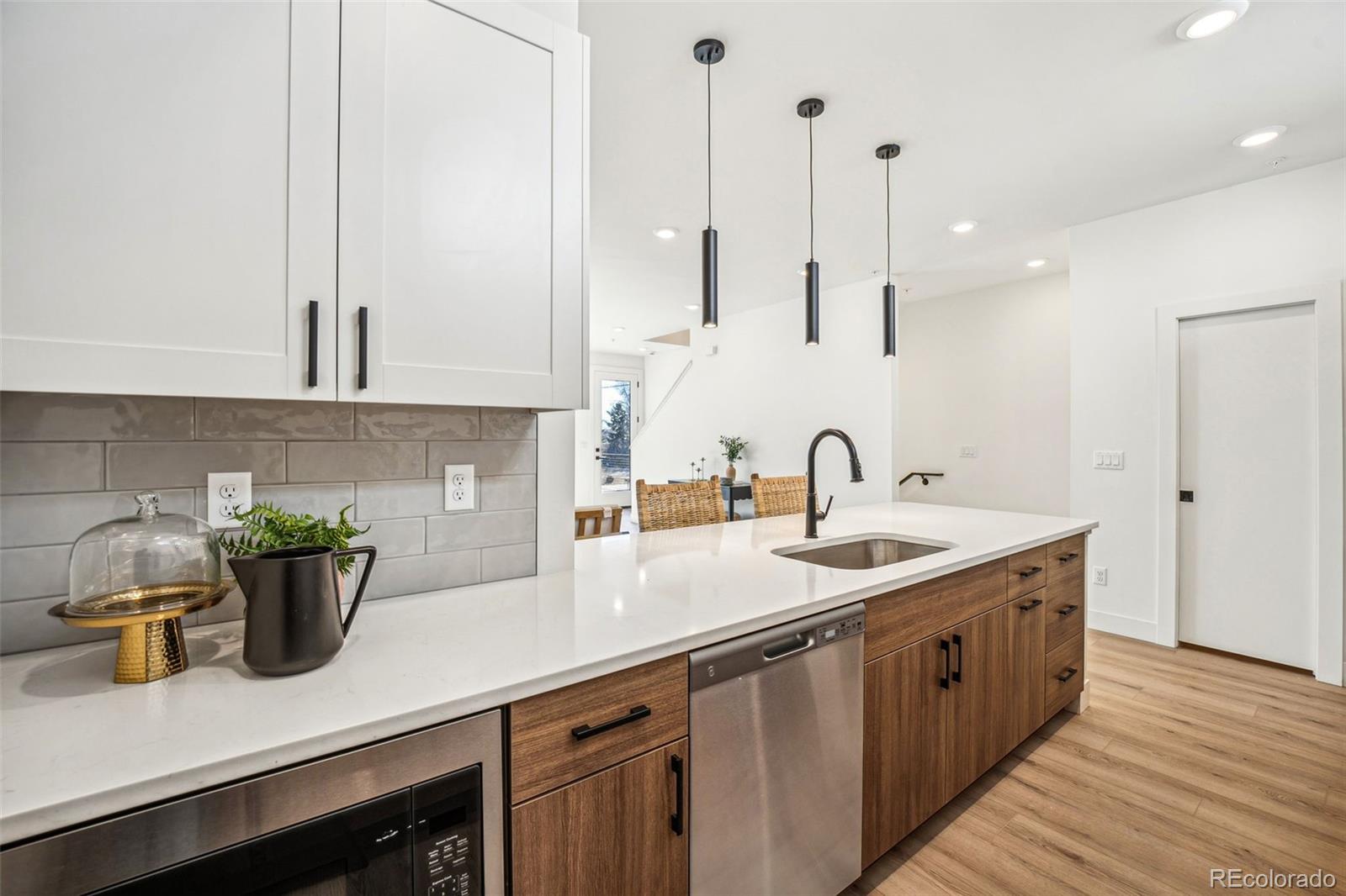 MLS Image #10 for 1422  pierce street,lakewood, Colorado