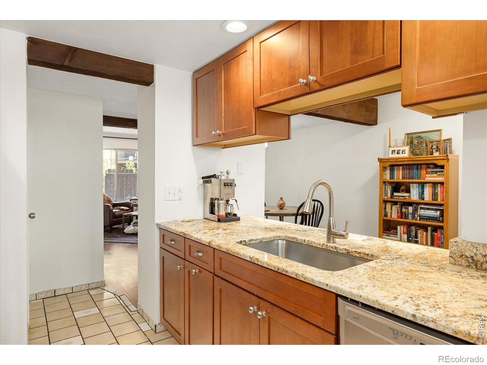 MLS Image #9 for 2939  shady hollow,boulder, Colorado