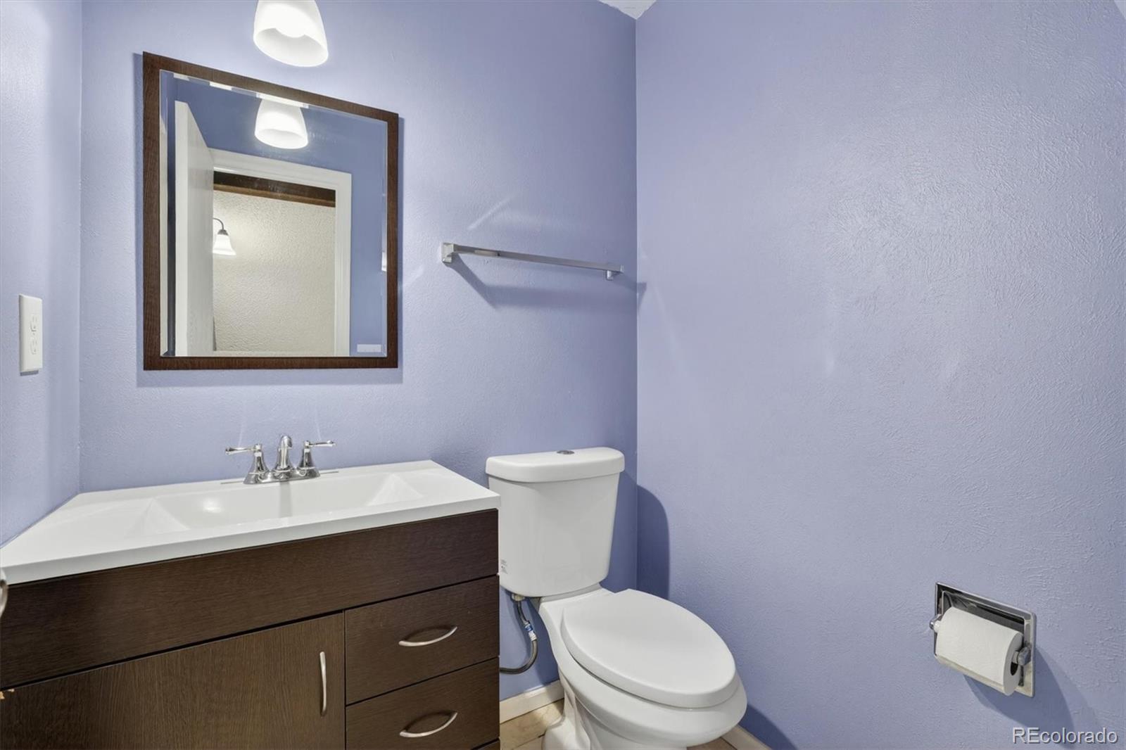 MLS Image #15 for 1537 s owens street,denver, Colorado