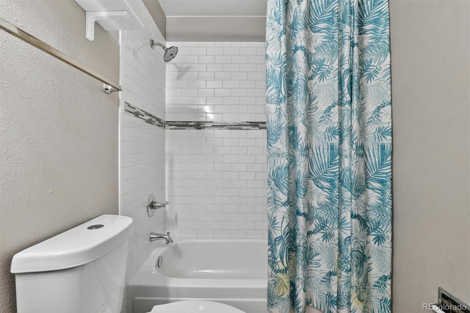 MLS Image #29 for 1537 s owens street,denver, Colorado