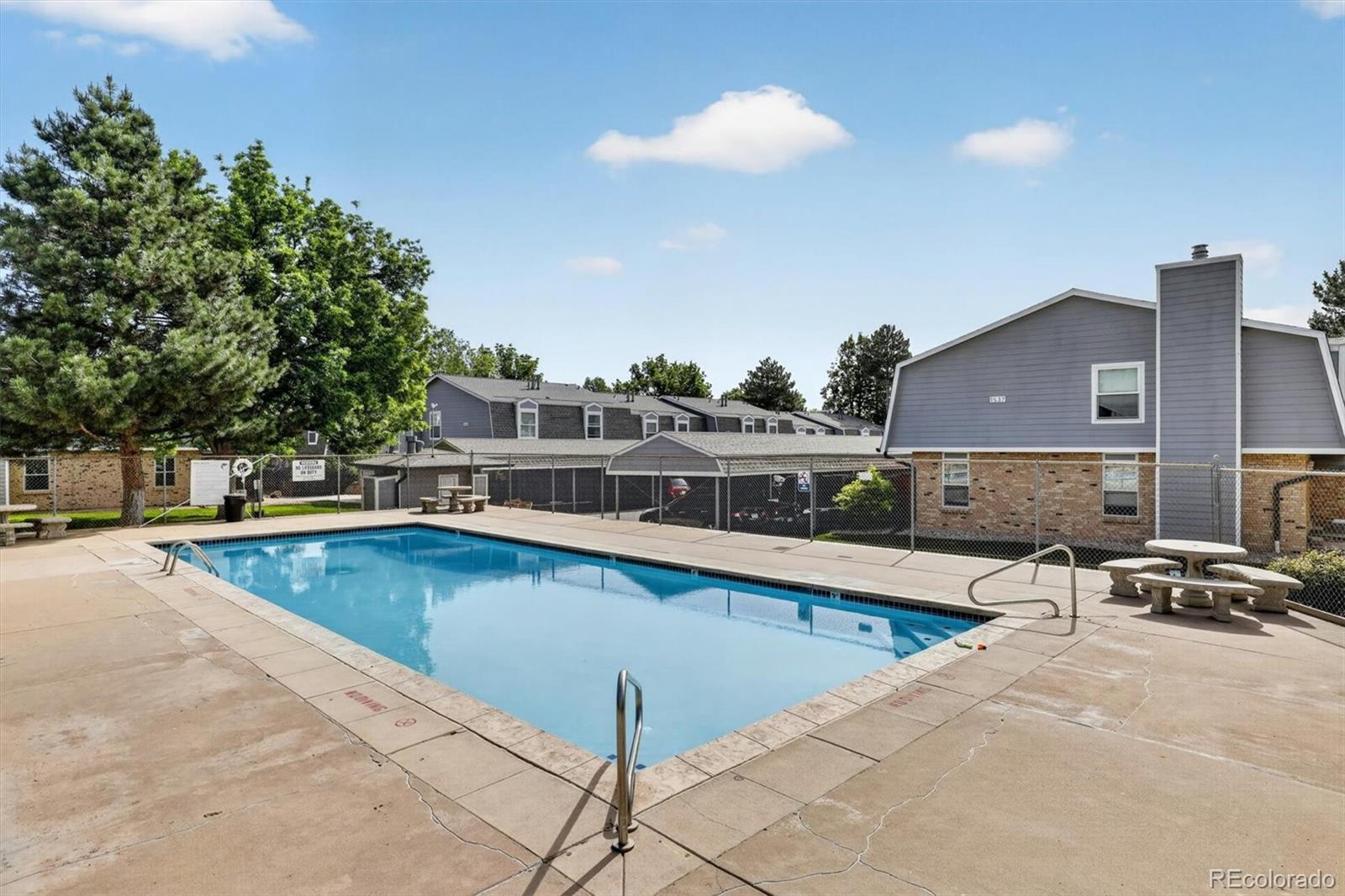 MLS Image #38 for 1537 s owens street,denver, Colorado
