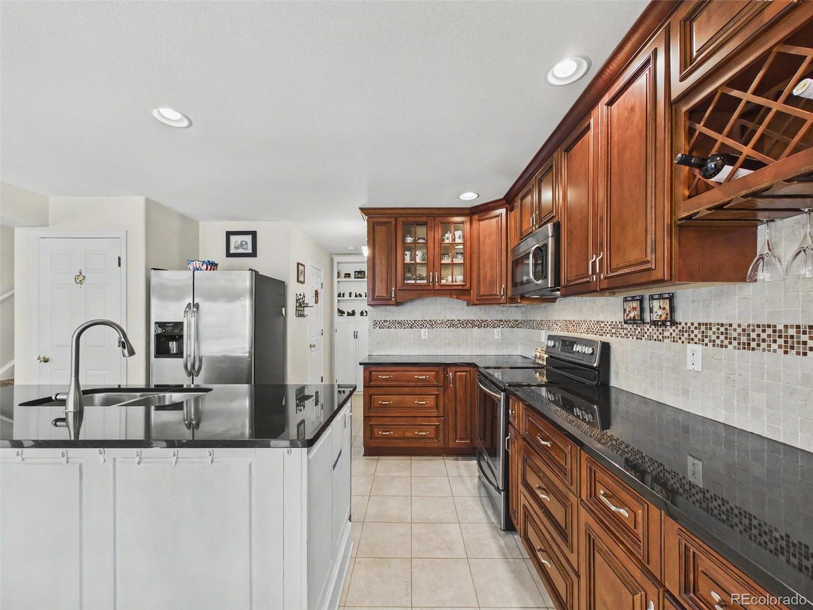 MLS Image #11 for 25  lindenwood circle,johnstown, Colorado