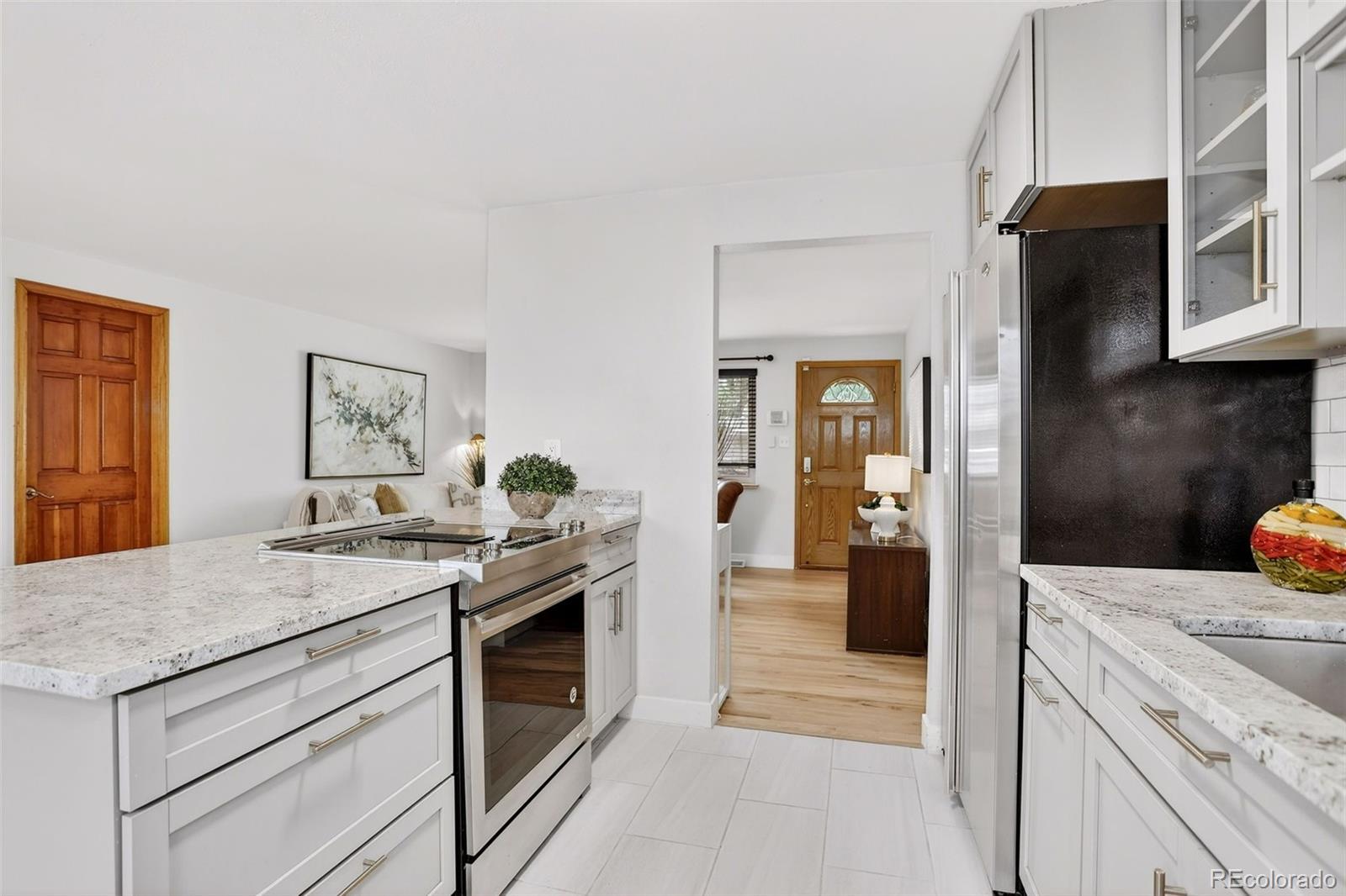 MLS Image #6 for 5430 s lakeview way,littleton, Colorado