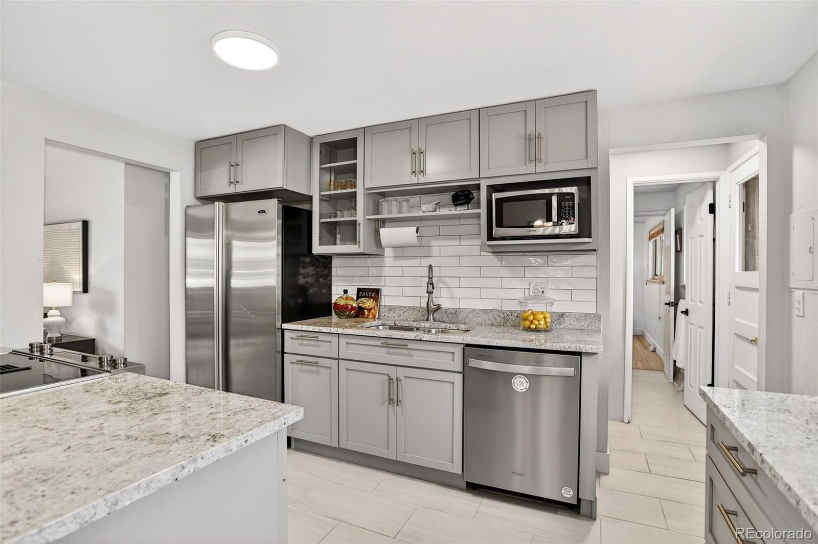 MLS Image #7 for 5430 s lakeview way,littleton, Colorado