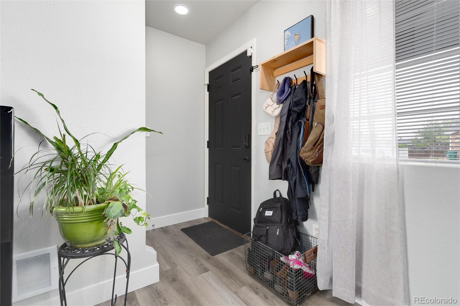 MLS Image #5 for 3709  salida court,evans, Colorado