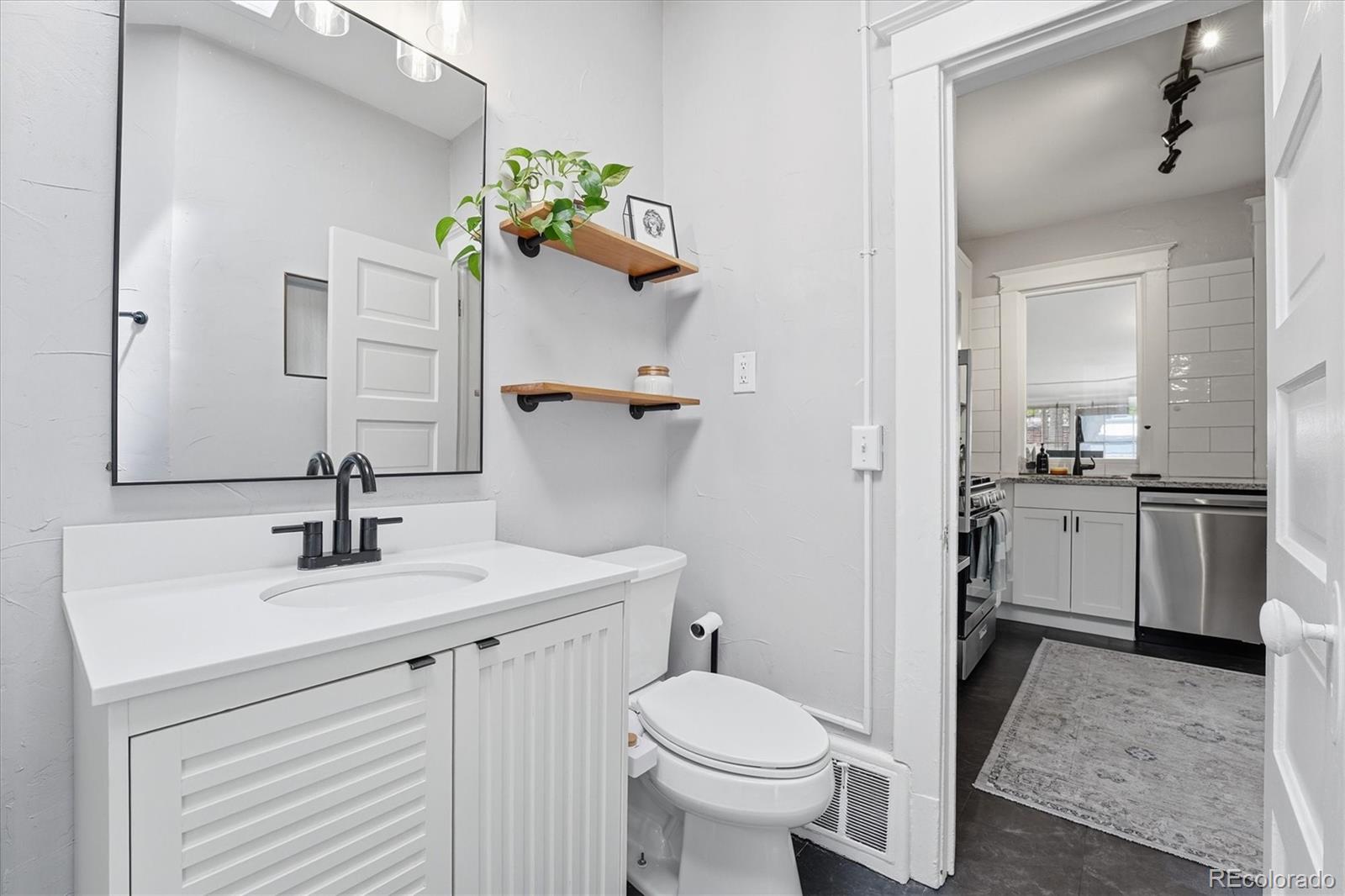 MLS Image #11 for 503 s grant street,denver, Colorado