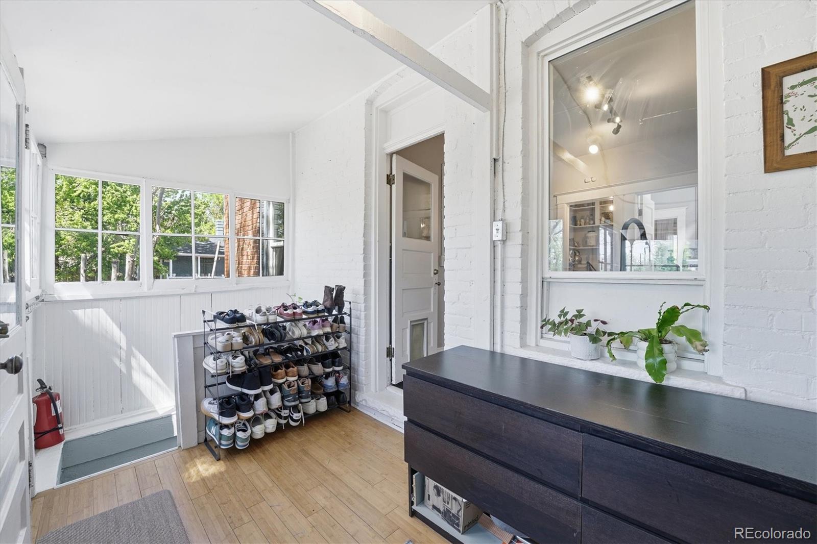 MLS Image #18 for 503 s grant street,denver, Colorado