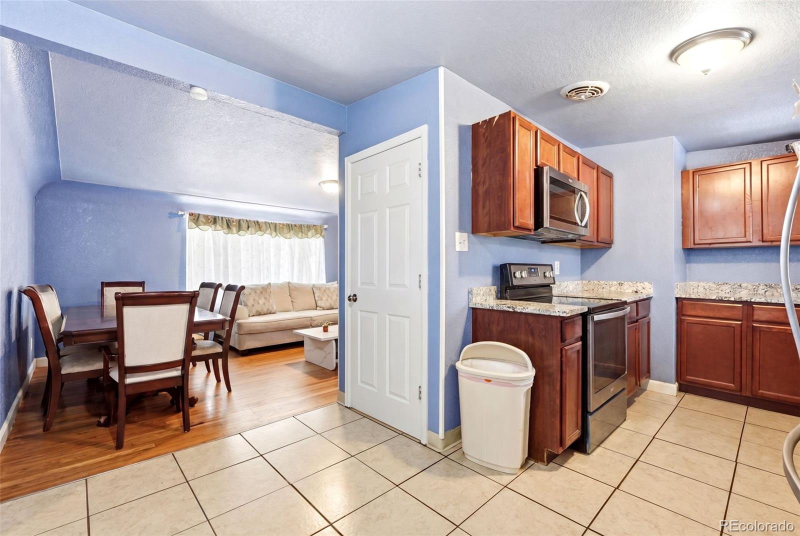 MLS Image #5 for 1225  dallas street,aurora, Colorado
