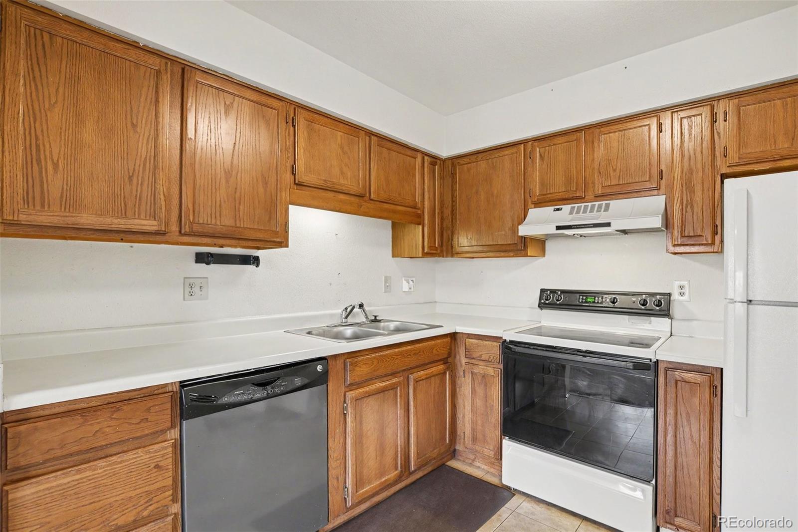 MLS Image #10 for 1383 w 88th avenue 310,thornton, Colorado