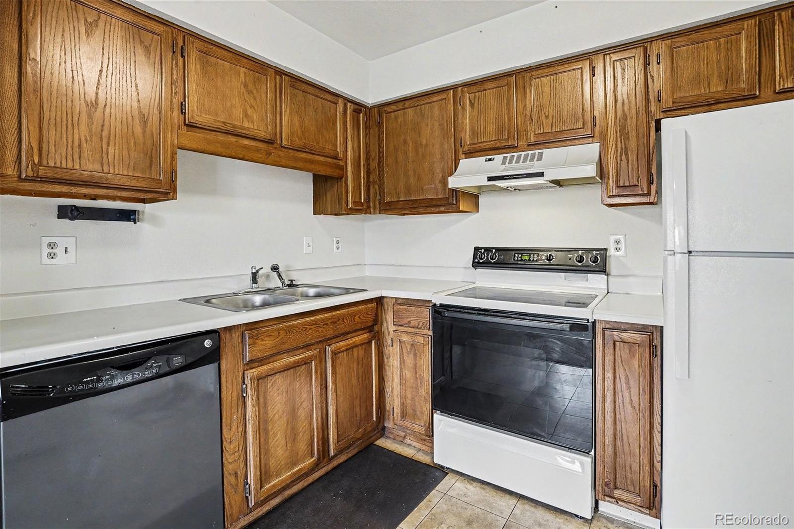 MLS Image #11 for 1383 w 88th avenue 310,thornton, Colorado