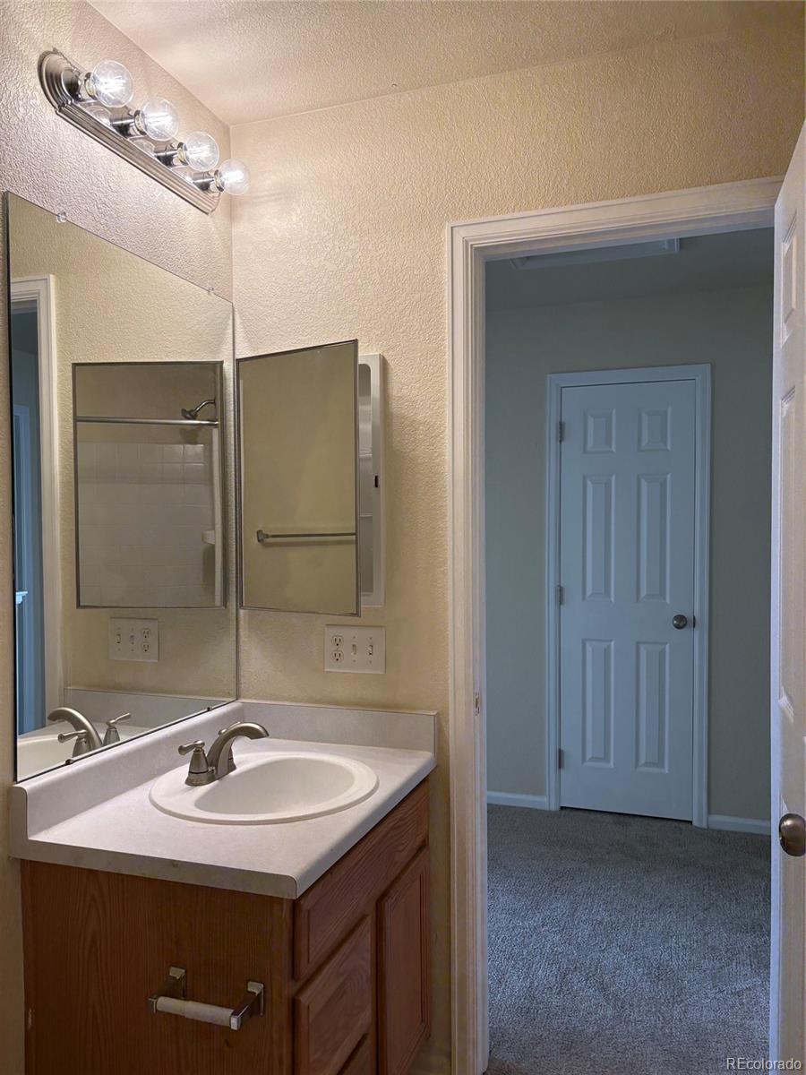 MLS Image #11 for 8167 s norfolk street,englewood, Colorado
