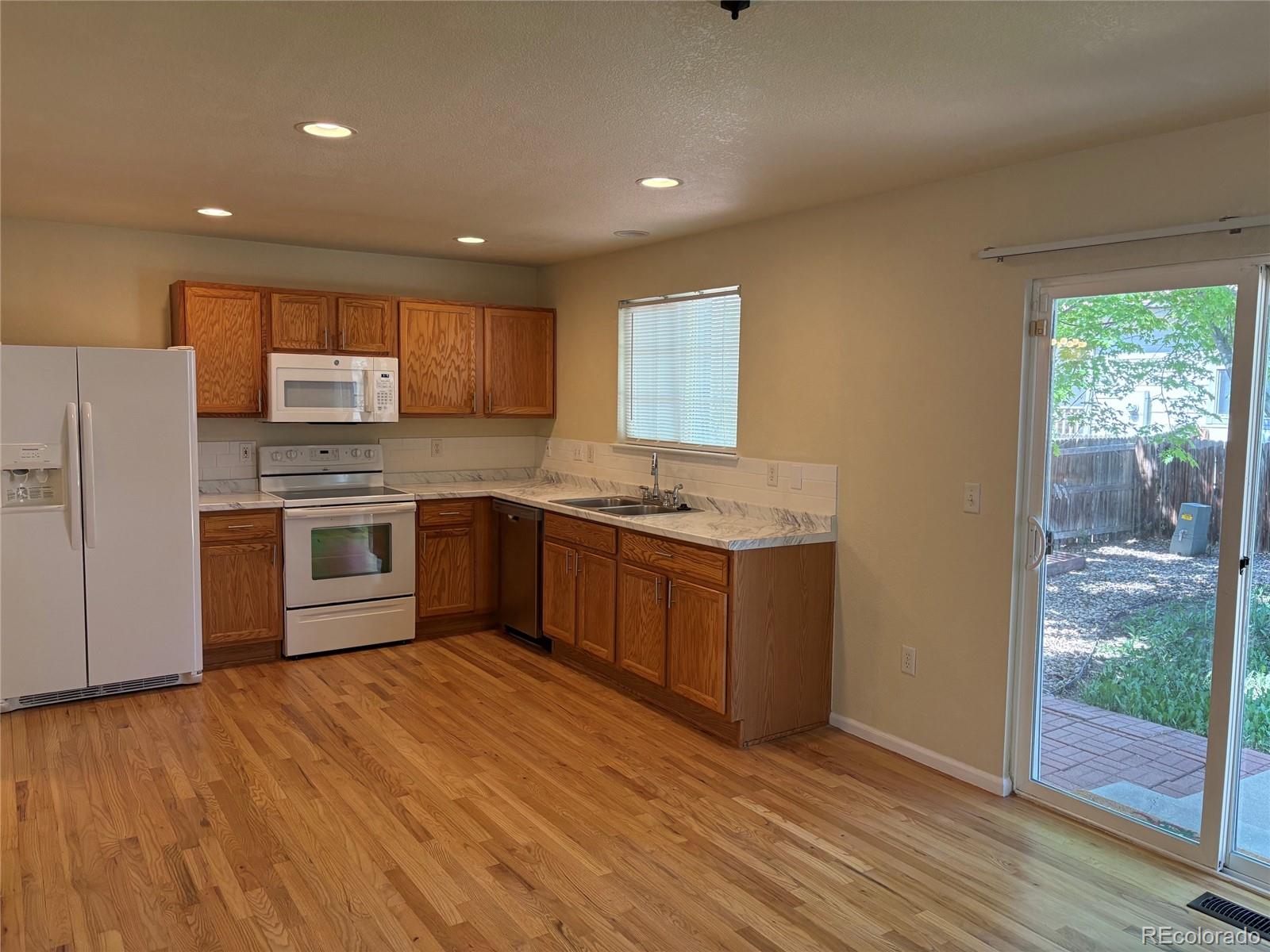 MLS Image #3 for 8167 s norfolk street,englewood, Colorado