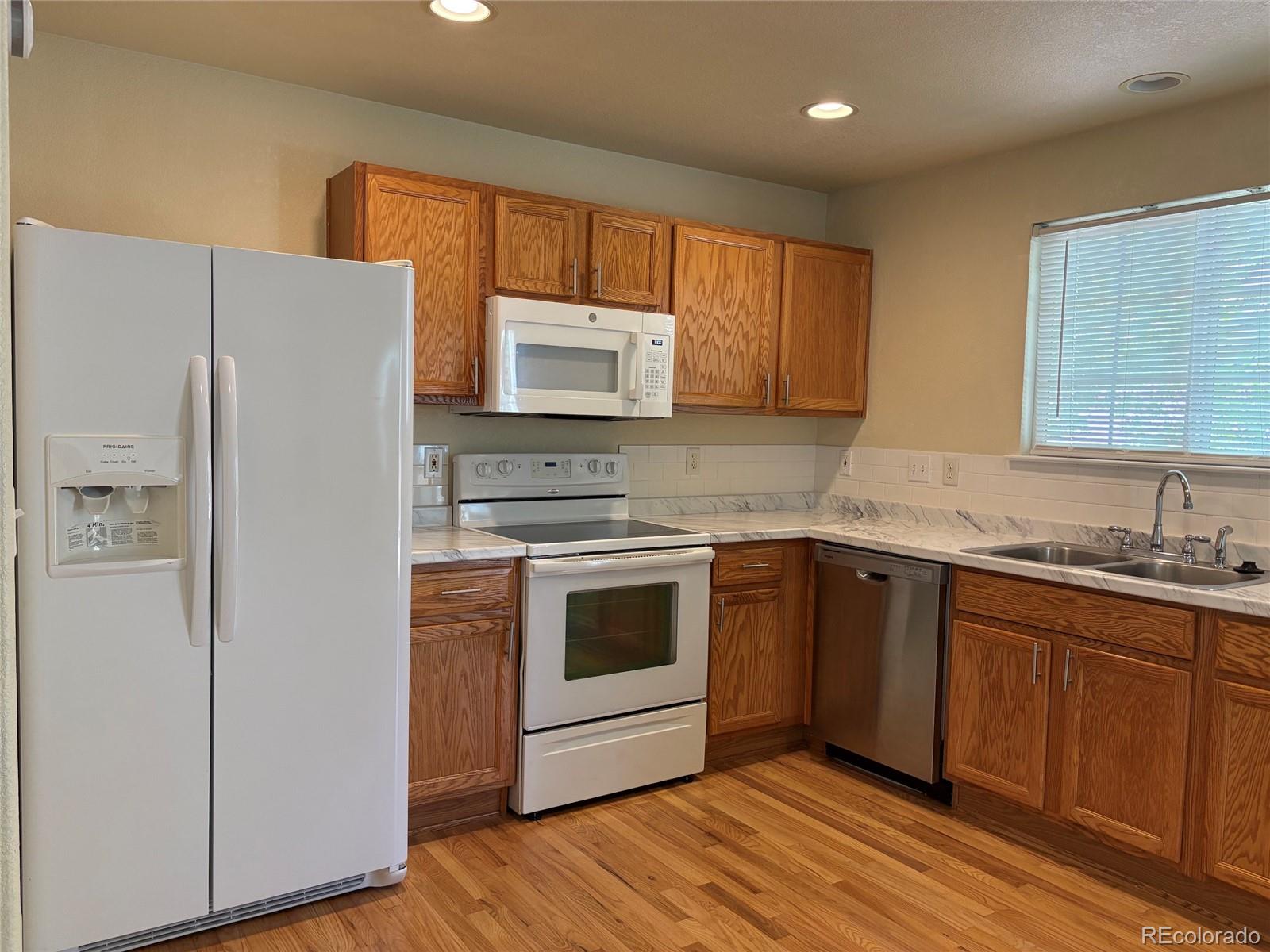 MLS Image #5 for 8167 s norfolk street,englewood, Colorado
