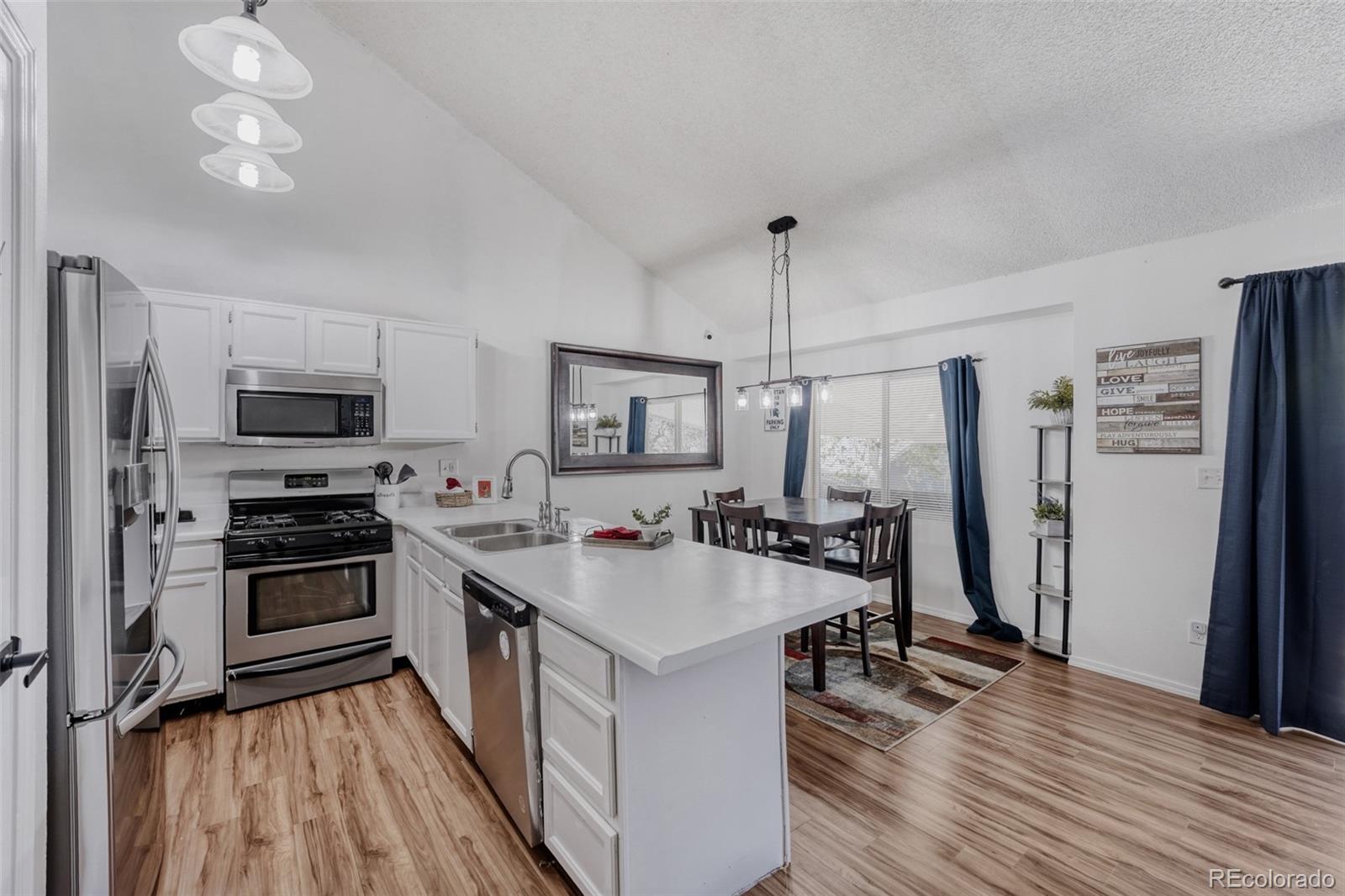 MLS Image #10 for 19713 e girard avenue,aurora, Colorado