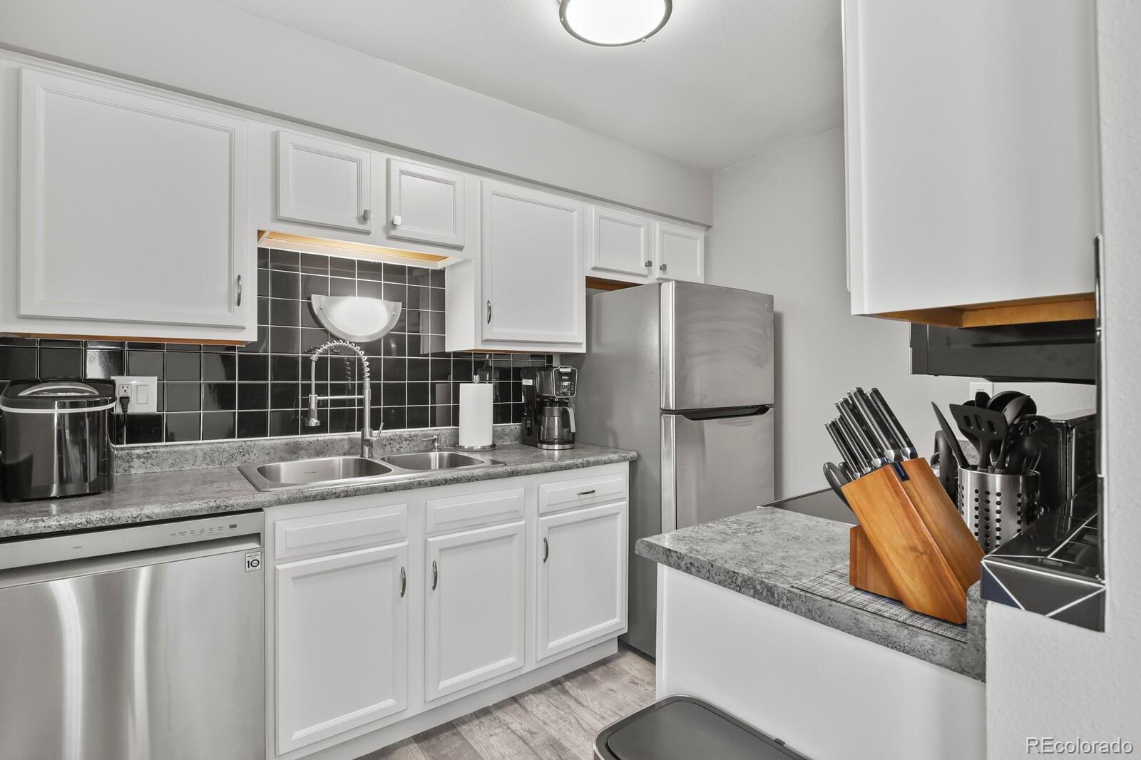 MLS Image #5 for 9195 e lehigh avenue 169,denver, Colorado