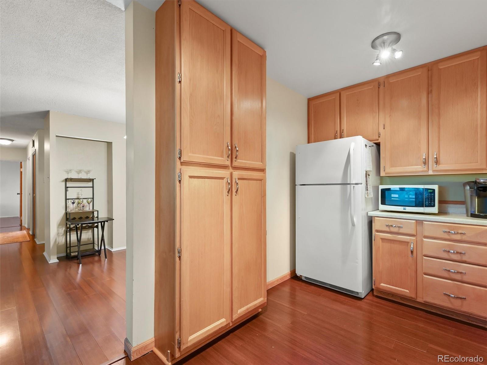 MLS Image #9 for 9335 e center avenue,denver, Colorado