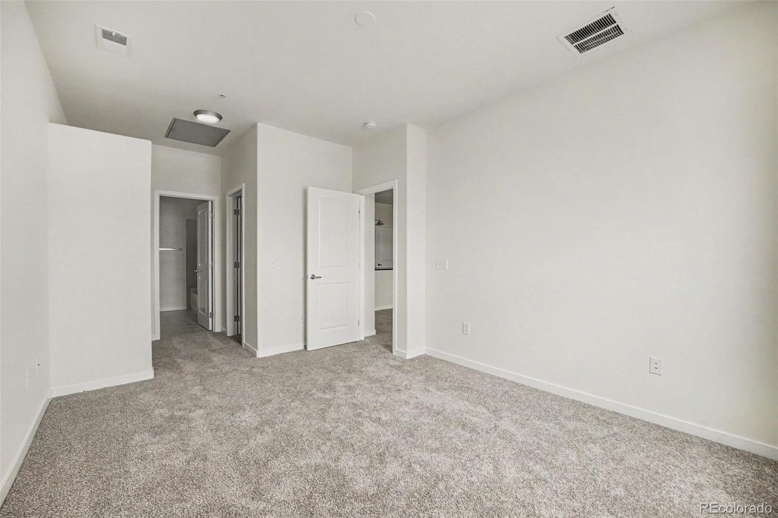 MLS Image #11 for 4100  albion street,denver, Colorado