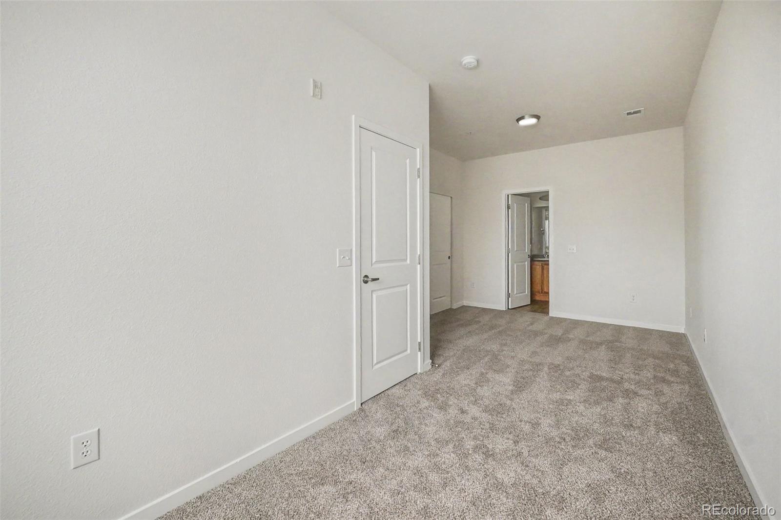 MLS Image #12 for 4100  albion street,denver, Colorado