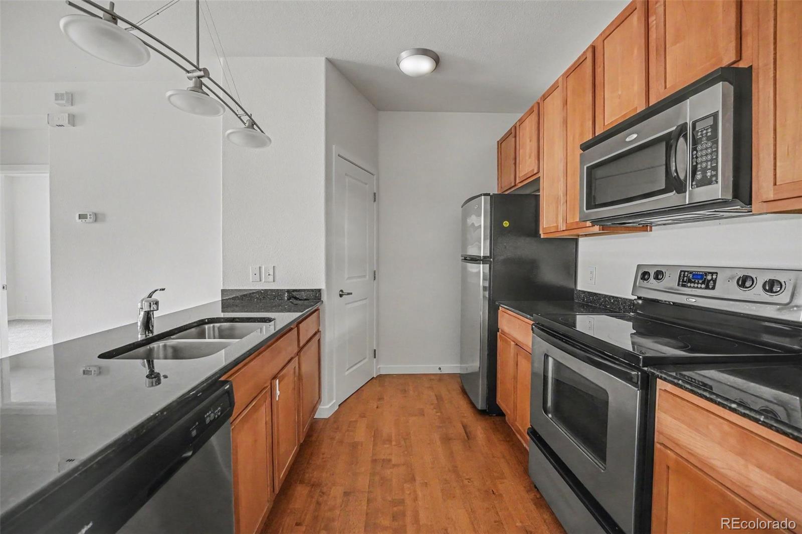 MLS Image #7 for 4100  albion street,denver, Colorado