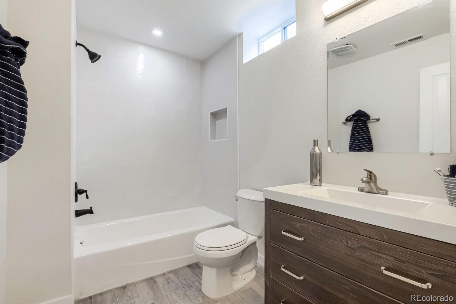MLS Image #14 for 3824 n williams street,denver, Colorado