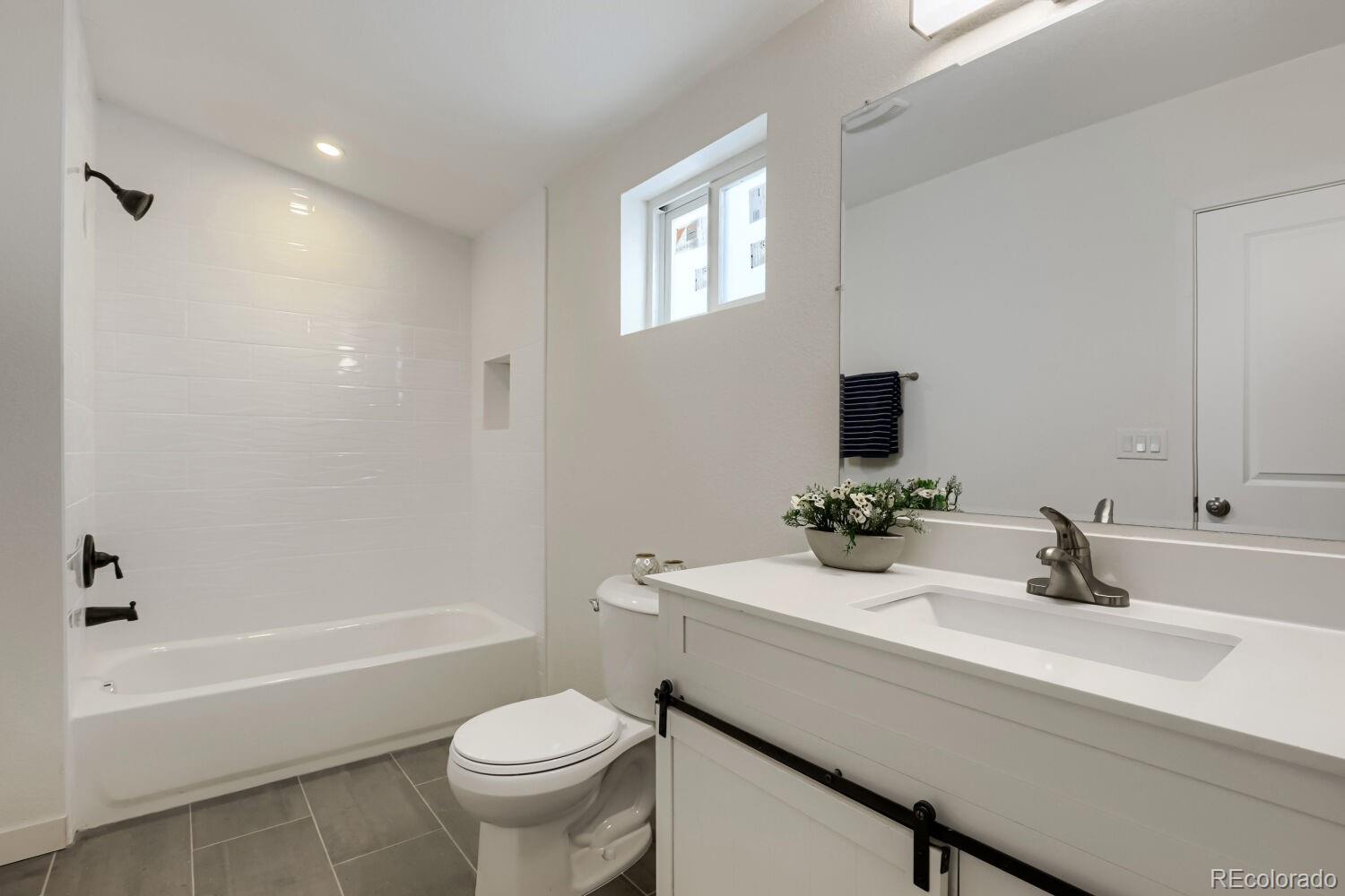 MLS Image #15 for 3824 n williams street,denver, Colorado