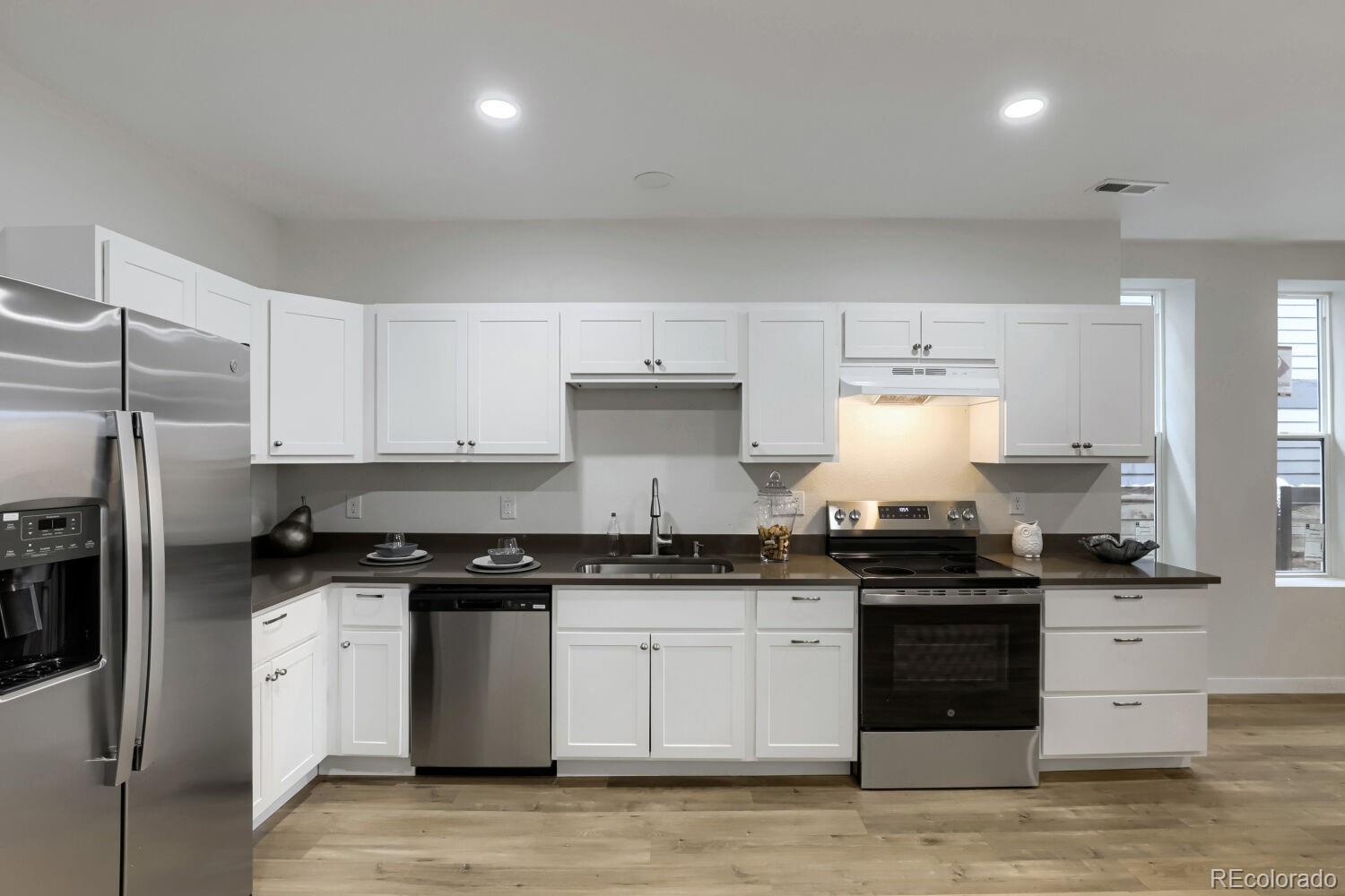 MLS Image #3 for 3824 n williams street,denver, Colorado