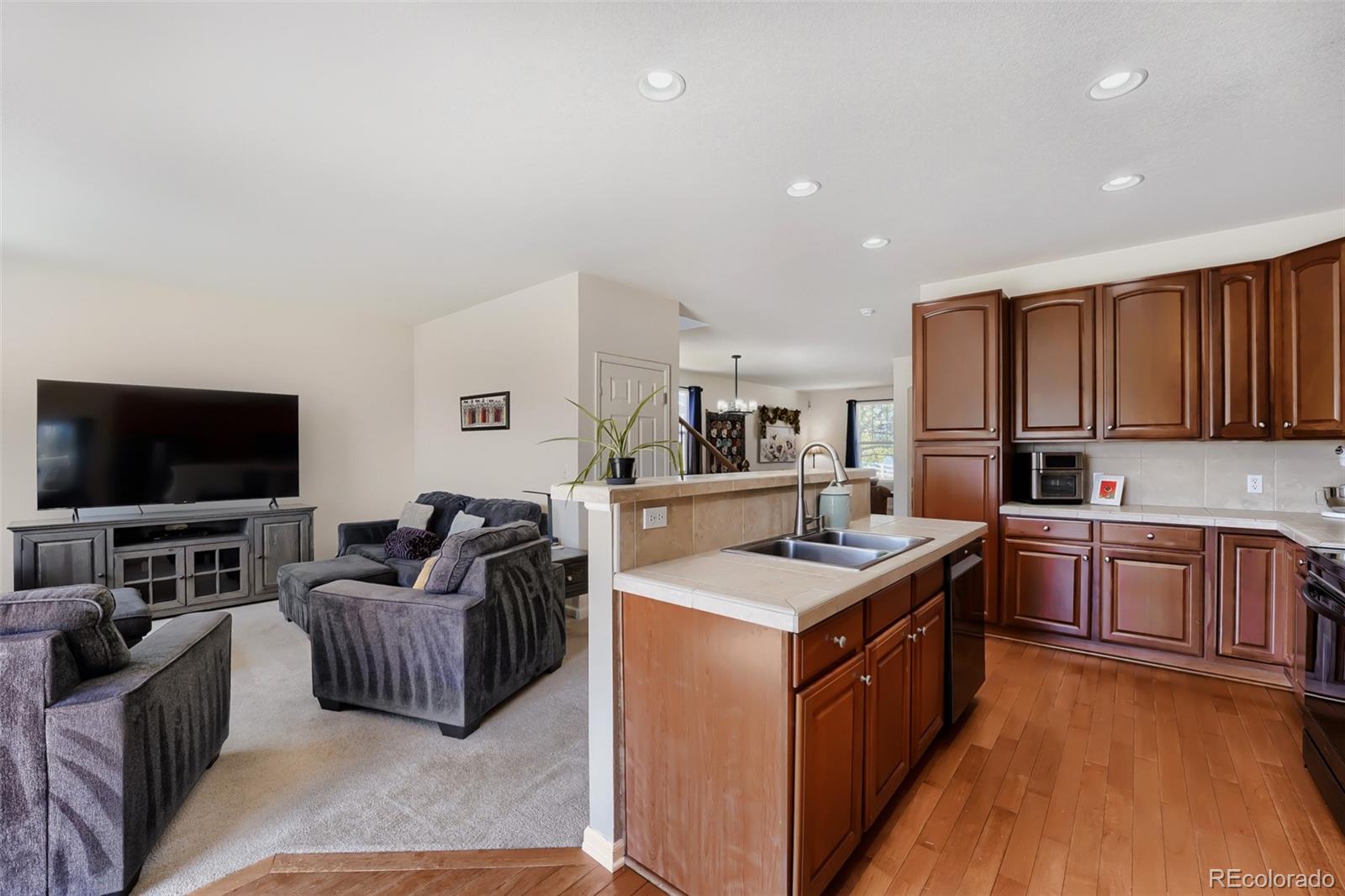 MLS Image #11 for 23738 e alabama place,aurora, Colorado