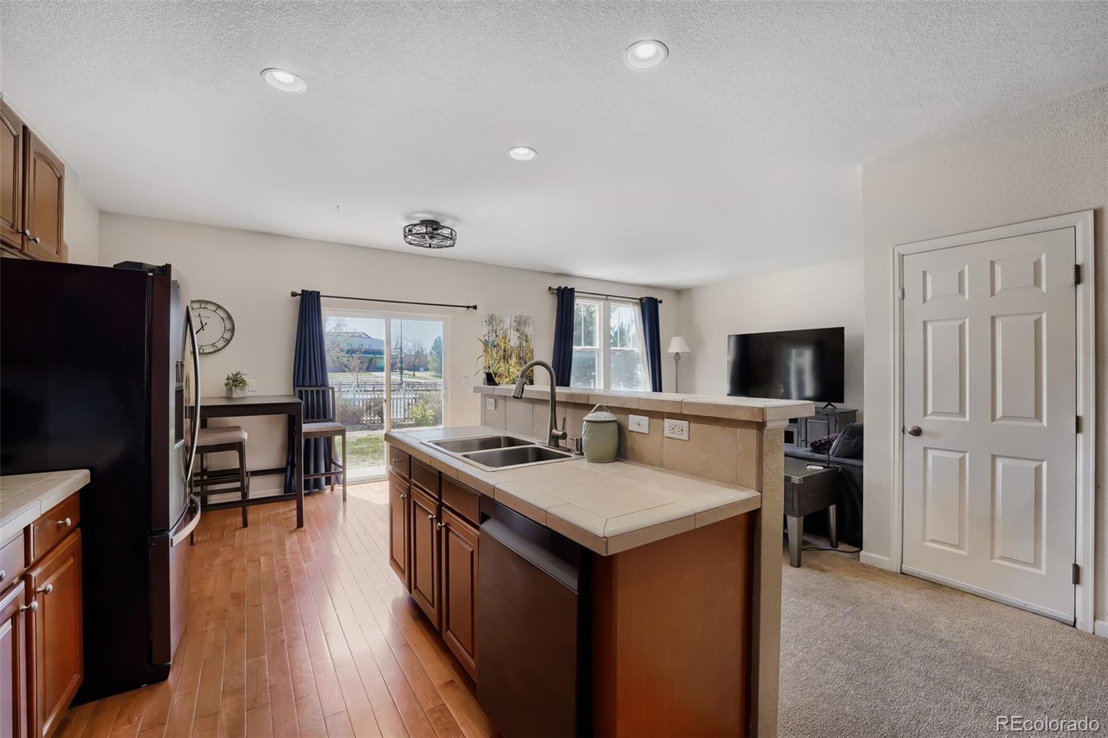 MLS Image #12 for 23738 e alabama place,aurora, Colorado