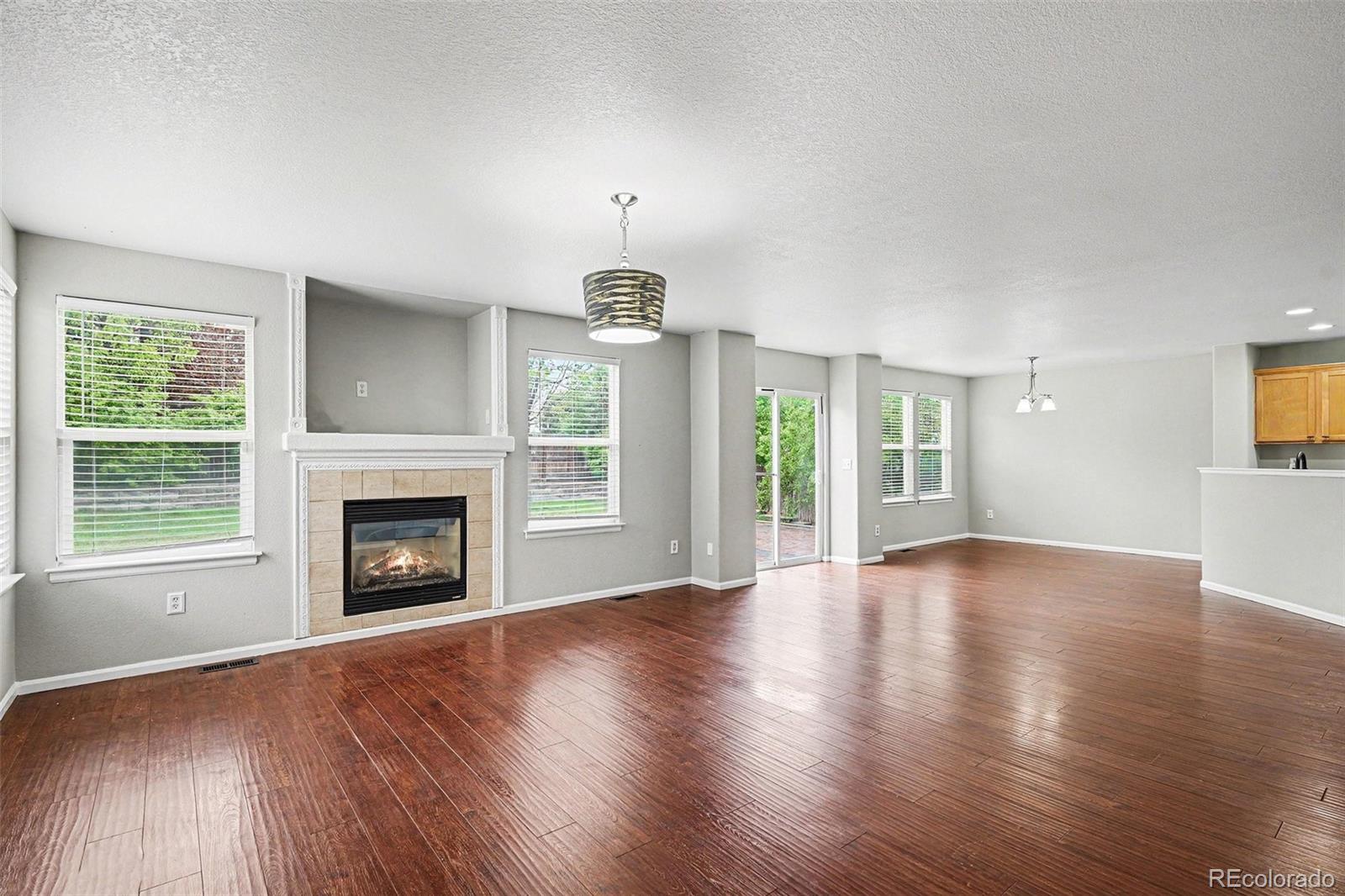 MLS Image #2 for 5353 s tibet street,aurora, Colorado