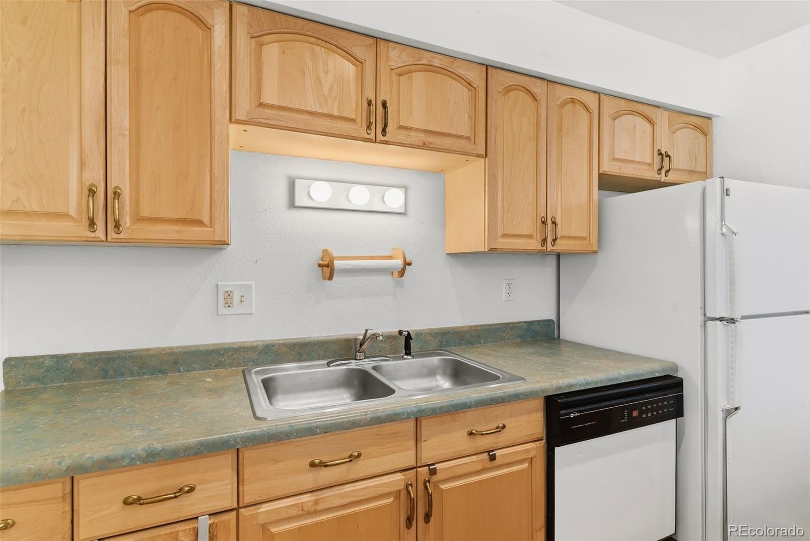 MLS Image #4 for 3351 s field street,lakewood, Colorado