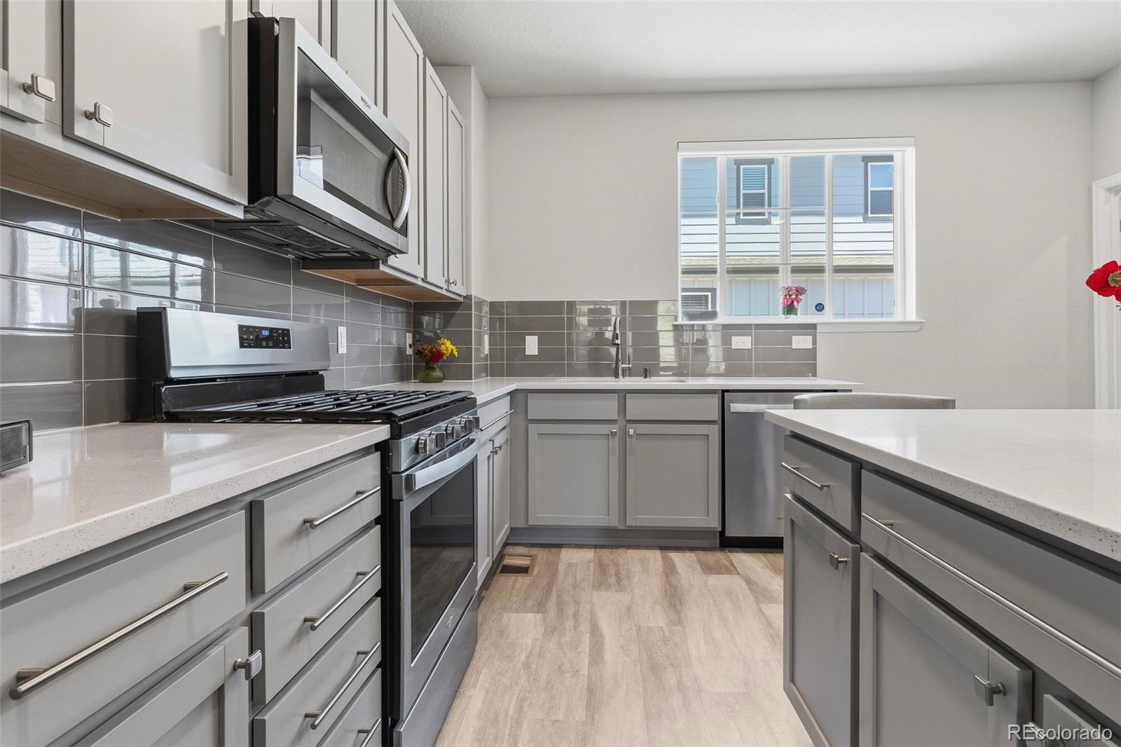 MLS Image #8 for 1310  hoyt street,lakewood, Colorado