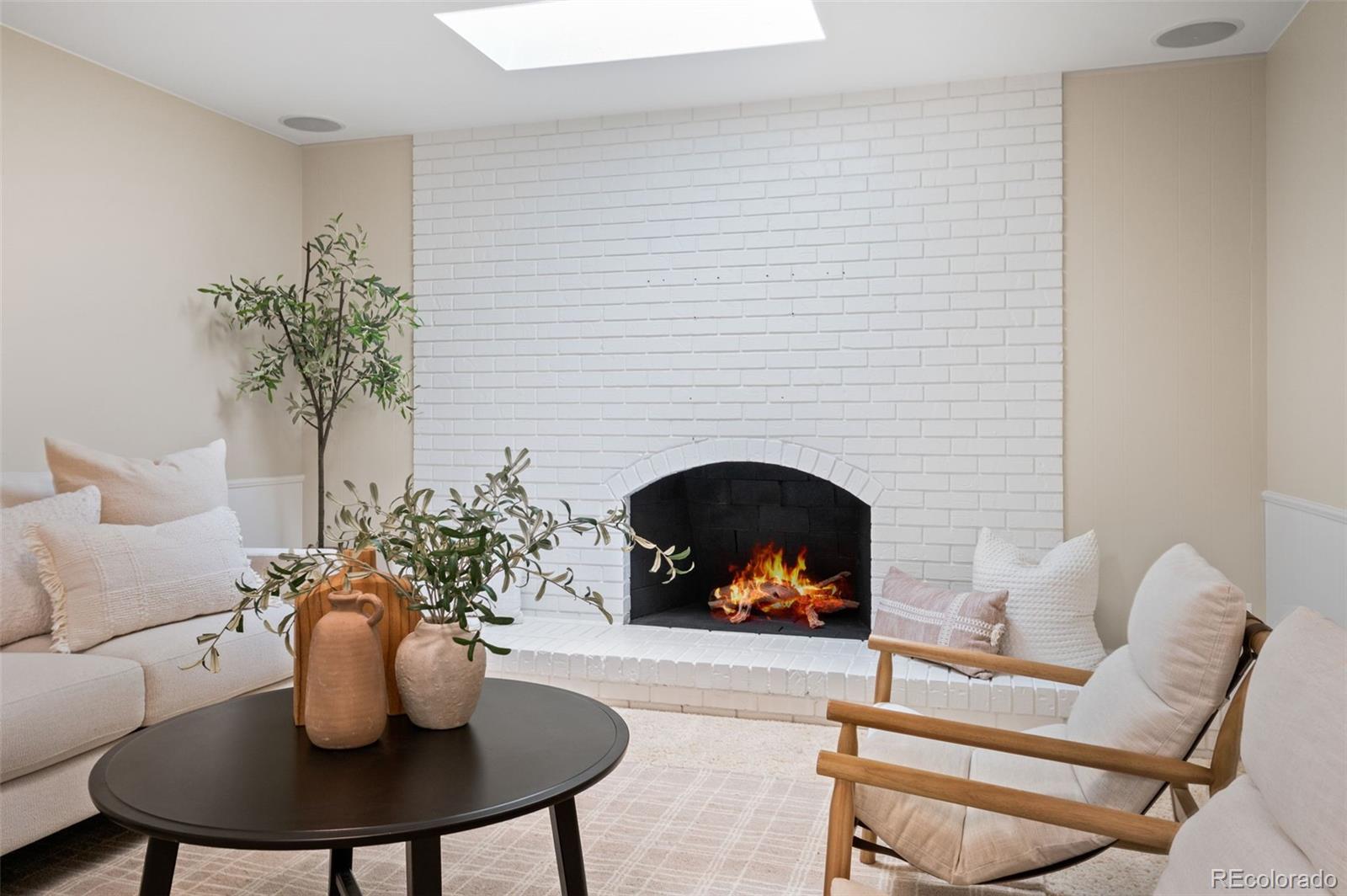 MLS Image #15 for 3761 s eaton street,denver, Colorado
