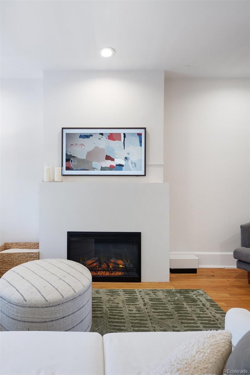 MLS Image #12 for 216 n sherman street,denver, Colorado