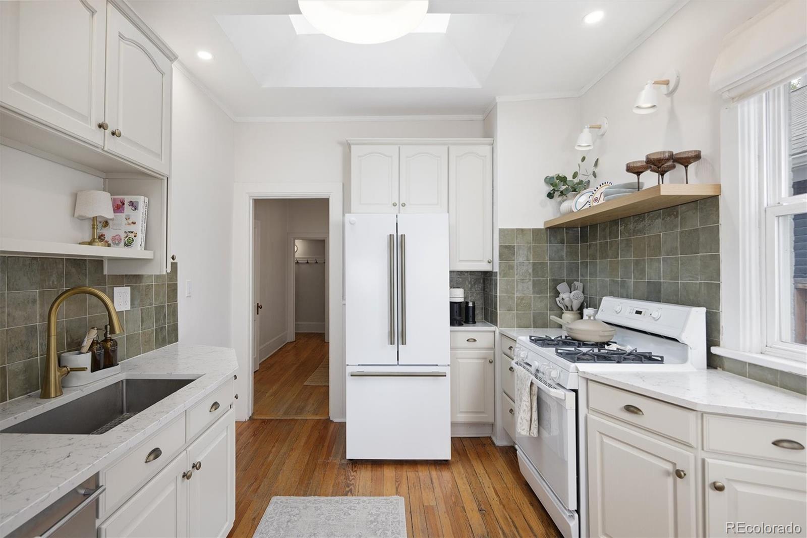 MLS Image #17 for 216 n sherman street,denver, Colorado