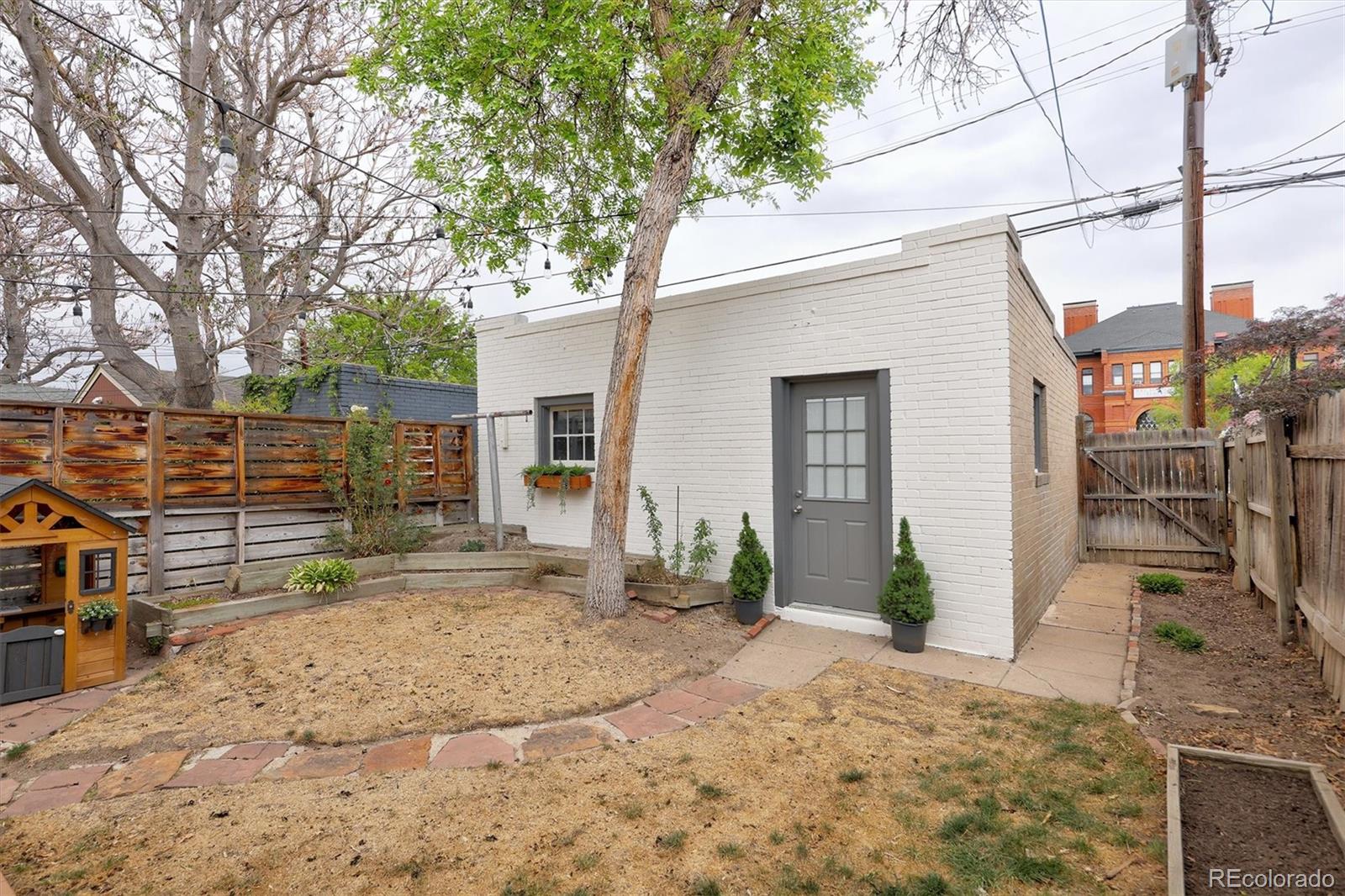 MLS Image #39 for 216 n sherman street,denver, Colorado