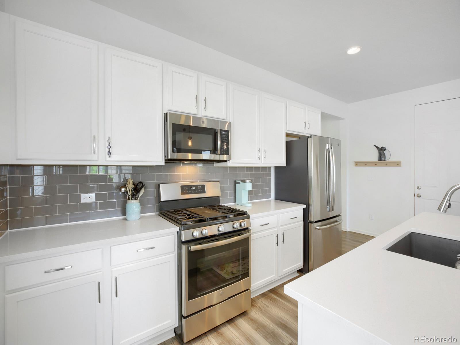 MLS Image #6 for 849  audubon peak drive,erie, Colorado