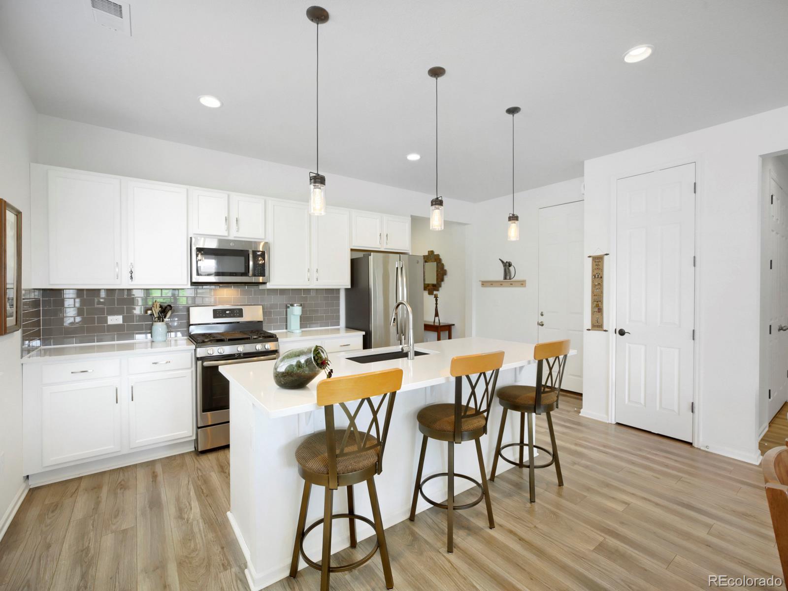 MLS Image #8 for 849  audubon peak drive,erie, Colorado