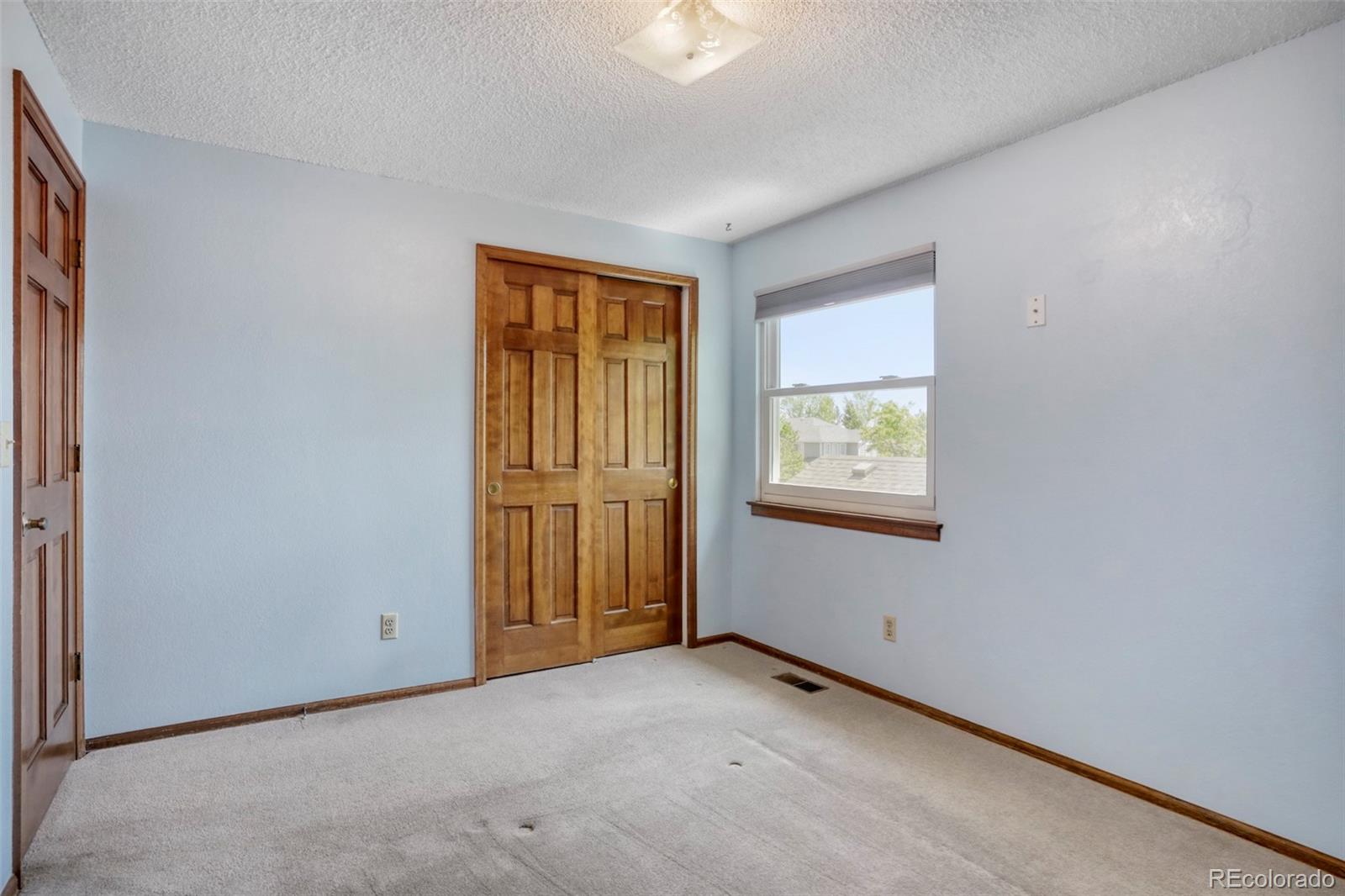 MLS Image #17 for 2215 s zeno street,aurora, Colorado