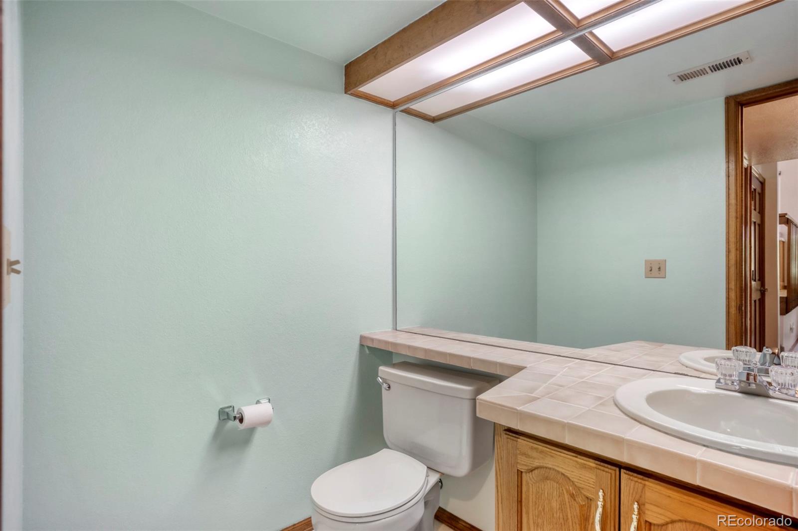 MLS Image #27 for 2215 s zeno street,aurora, Colorado