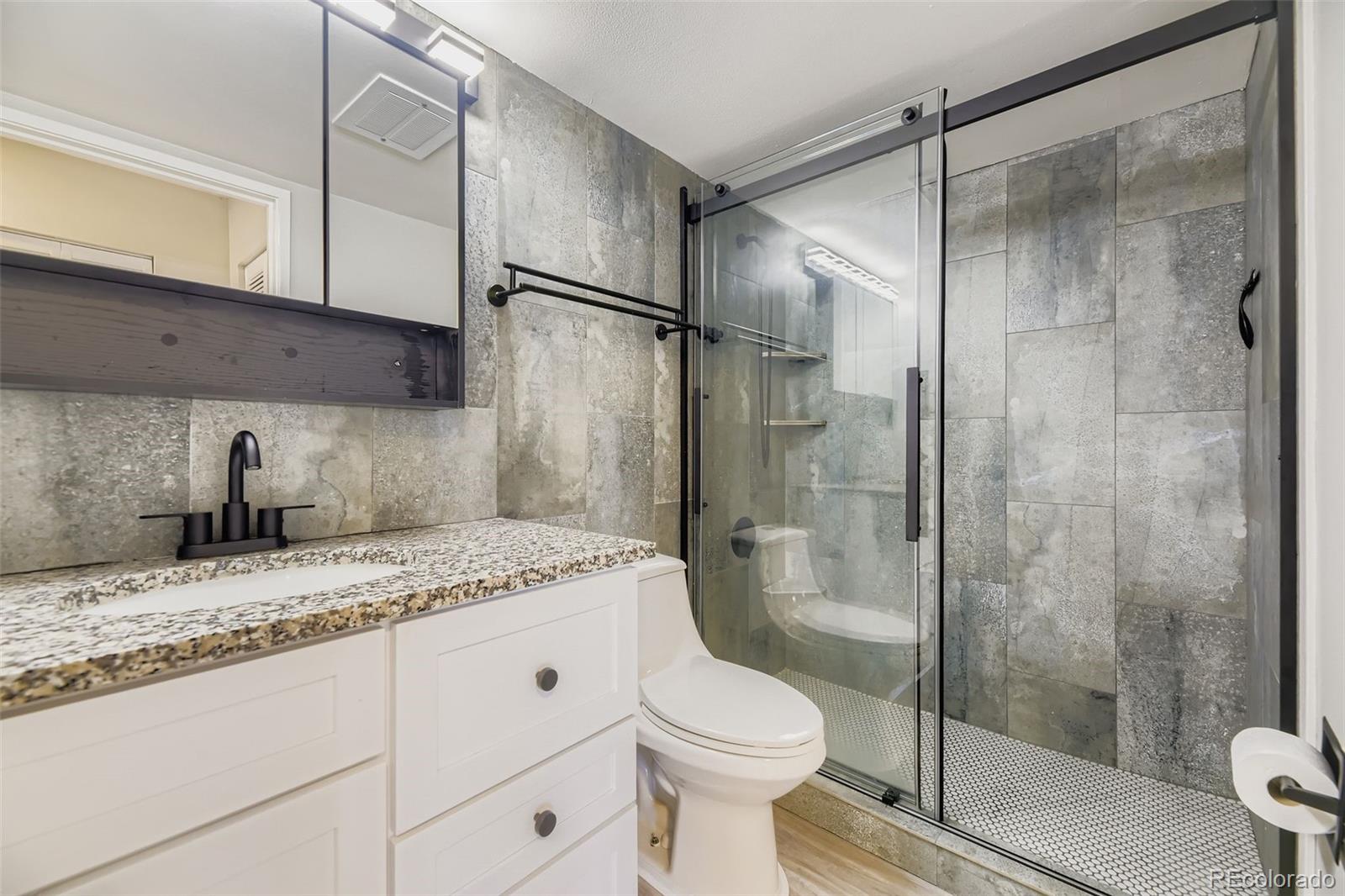MLS Image #9 for 1301  speer boulevard 704,denver, Colorado