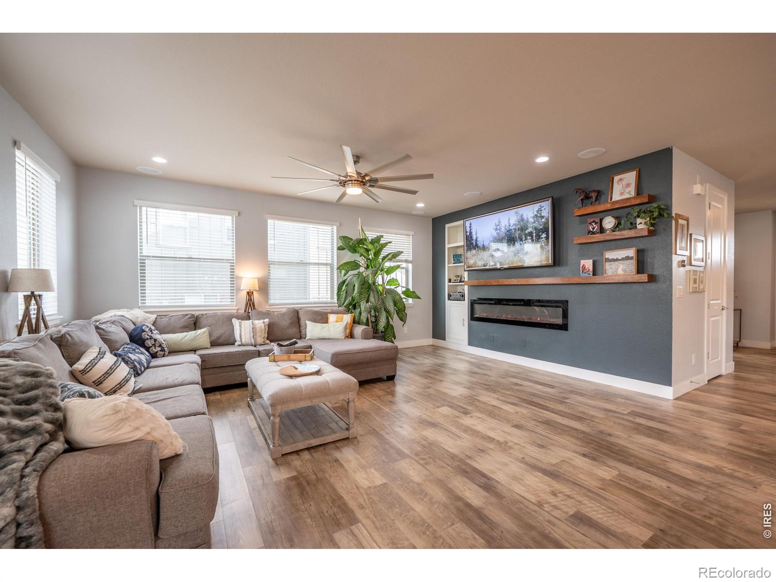 MLS Image #16 for 4593  colorado river drive,firestone, Colorado