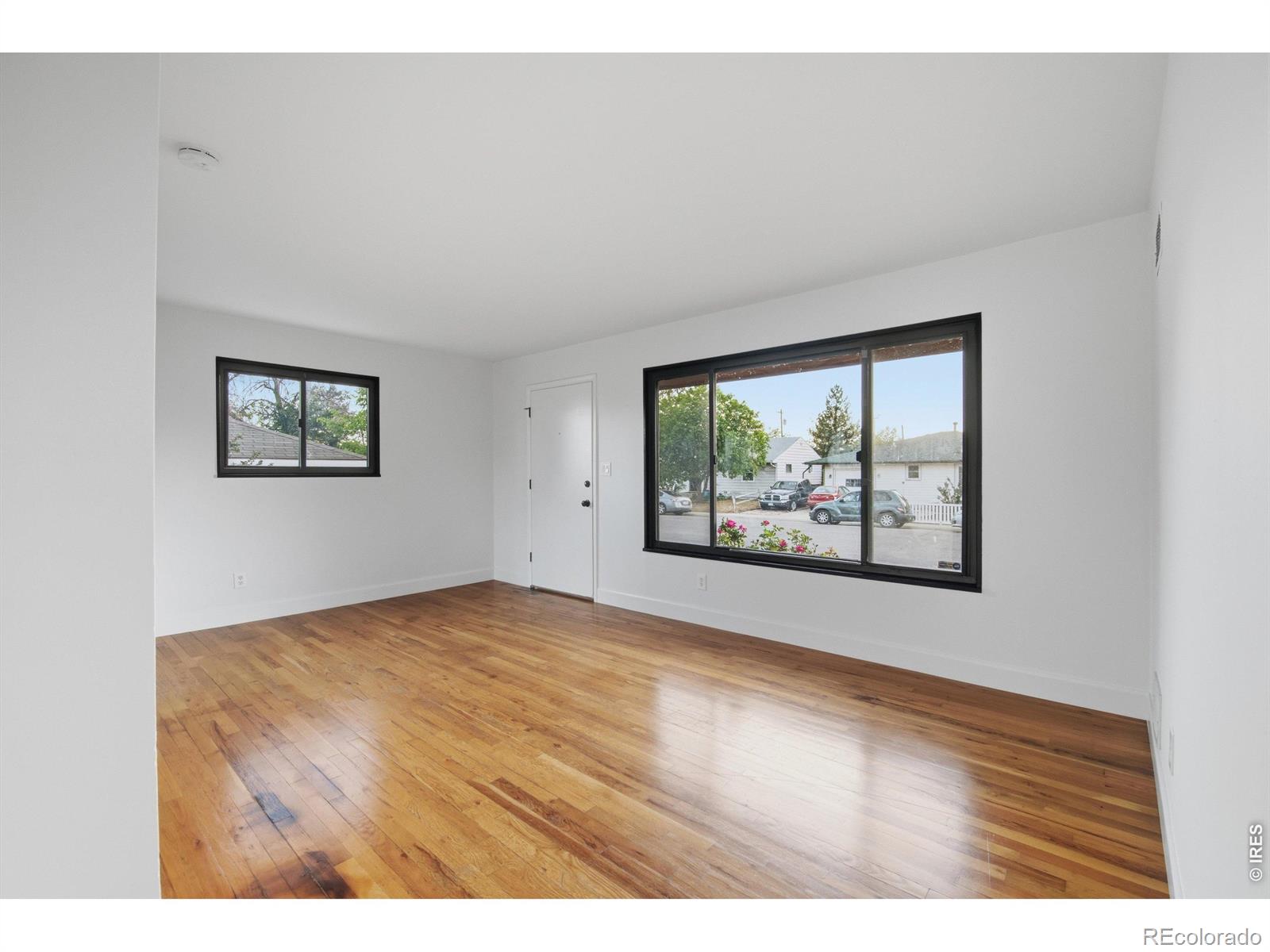 MLS Image #3 for 1518  kimbark street,longmont, Colorado