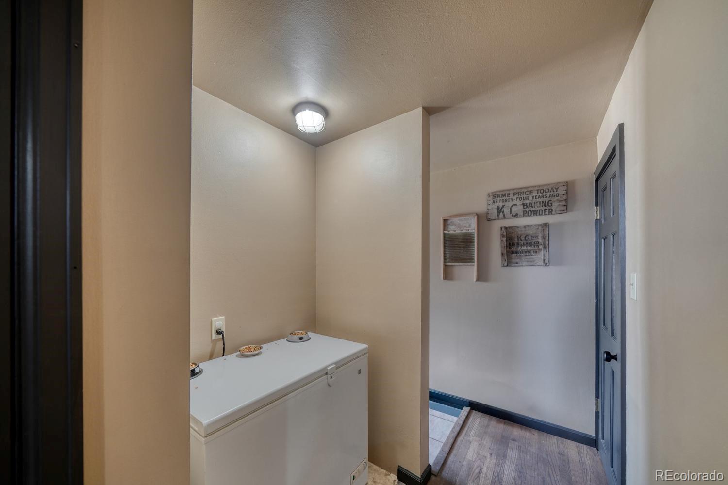 MLS Image #14 for 1108  h street,salida, Colorado