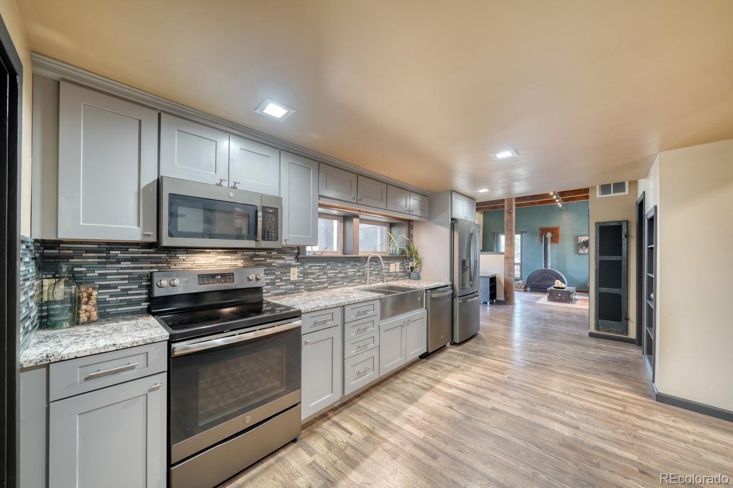 MLS Image #8 for 1108  h street,salida, Colorado