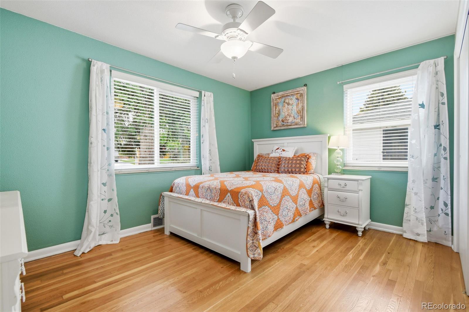 MLS Image #12 for 221  oneida street,denver, Colorado