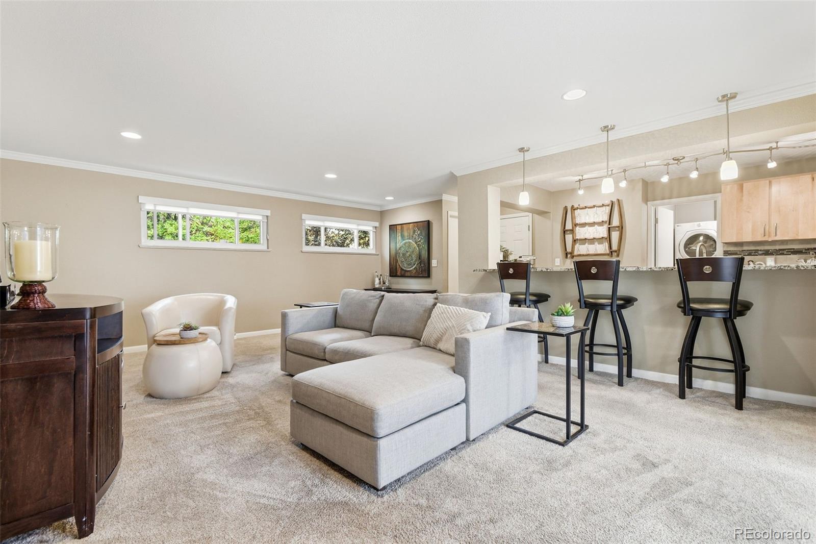 MLS Image #18 for 221  oneida street,denver, Colorado