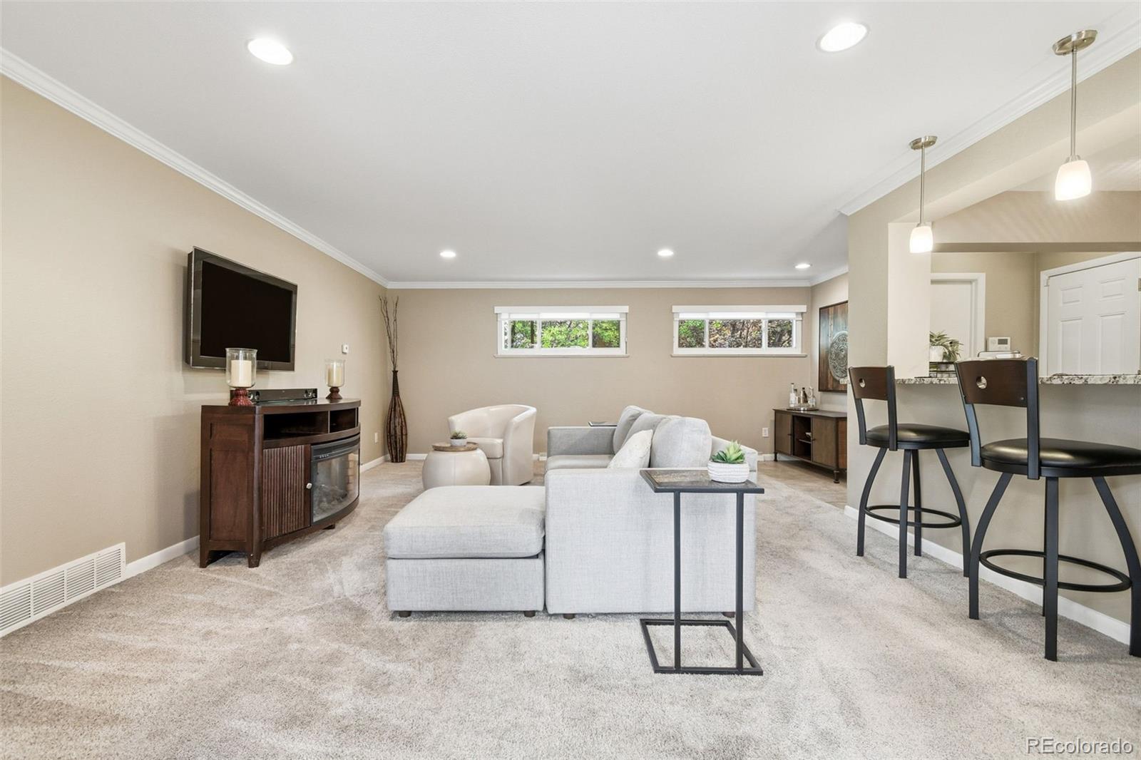 MLS Image #19 for 221  oneida street,denver, Colorado