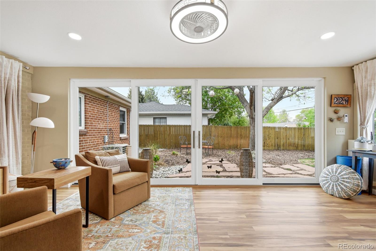 MLS Image #20 for 221  oneida street,denver, Colorado